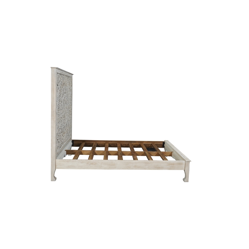 Pemberly Row Traditional Floral Carved Solid Wood Queen Bed in Gray