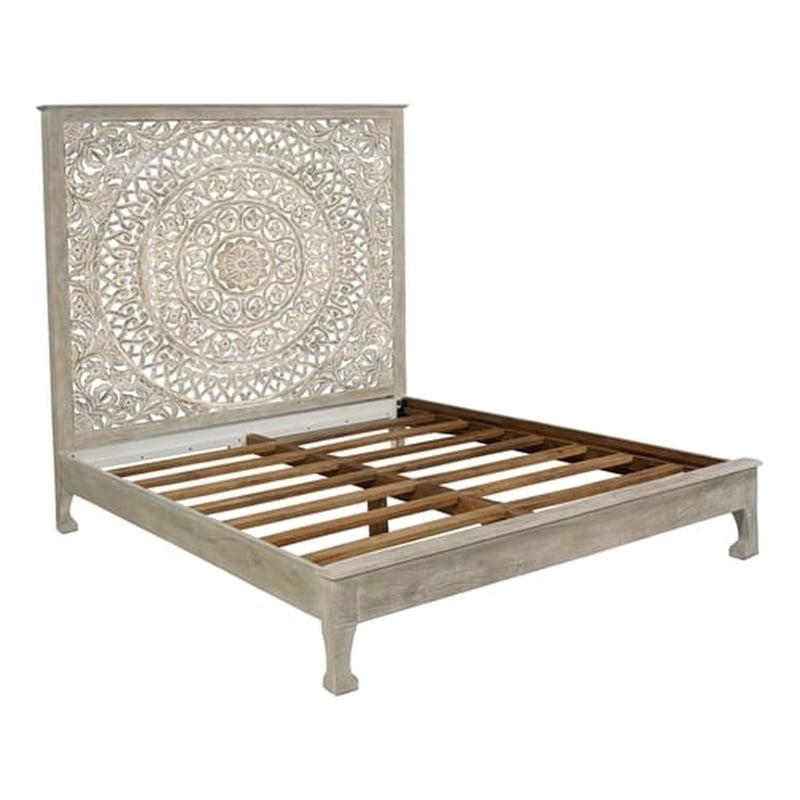 Pemberly Row Traditional Floral Carved Solid Wood King Bed in Gray