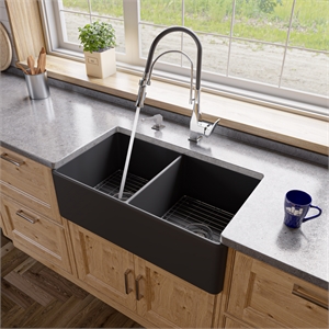 Pemberly Row Black Matte Smooth Apron 33&quot x 18&quot Double Bowl Fireclay Farm Sink
