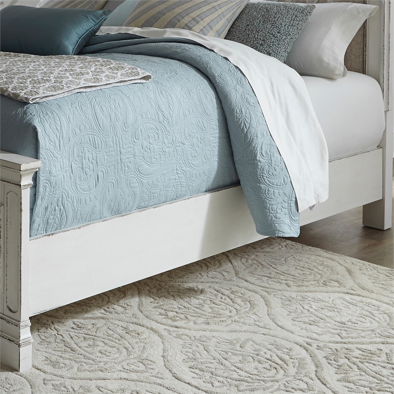 Pemberly Row Contemporary Magnolia Manor White Queen Panel Bed