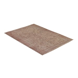 Pemberly Row Contemporary Accent 5' x 7' Polyester Area Rug in Multi-Color
