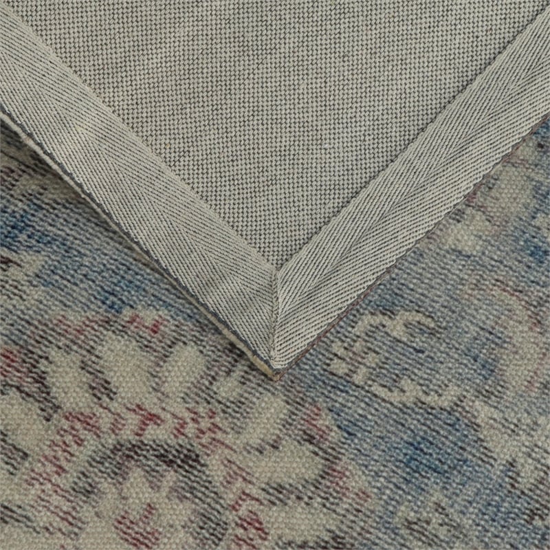 Pemberly Row Contemporary Accent 2'6