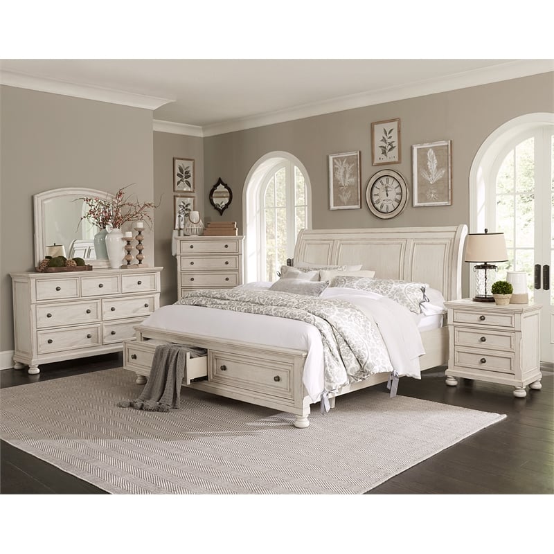 Pemberly Row Traditional California King bed in Antique White