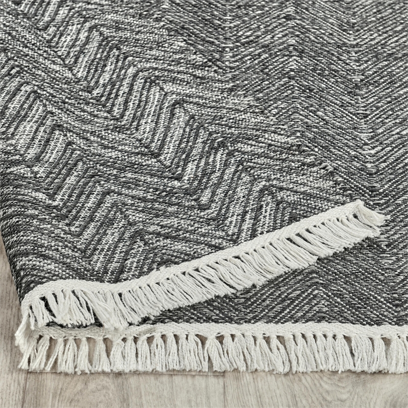 Pemberly Row 24 x 36