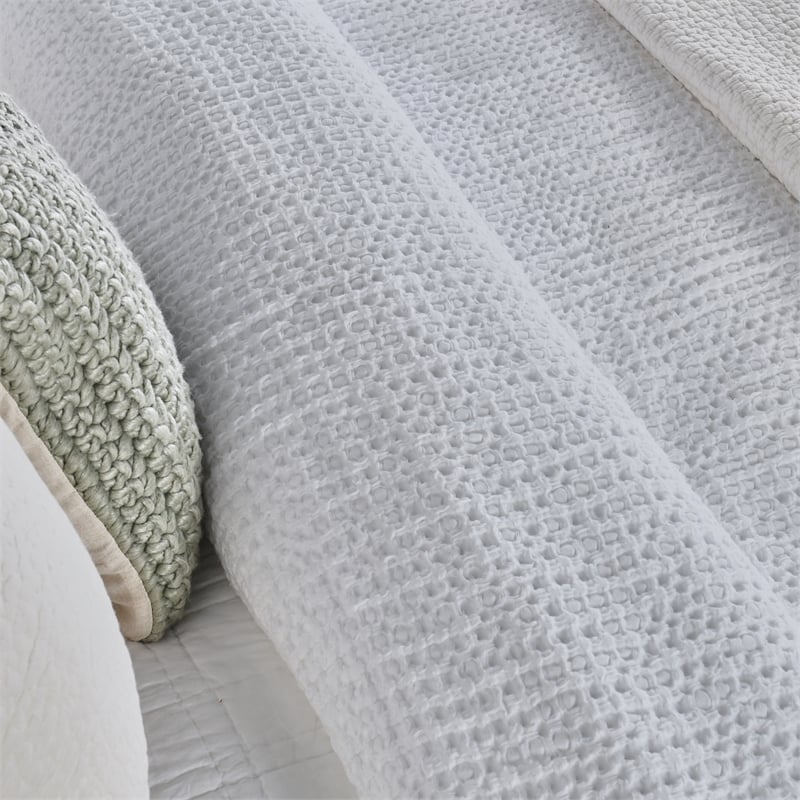 Pemberly Row Transitional Cotton Linen Blend White King Quilt