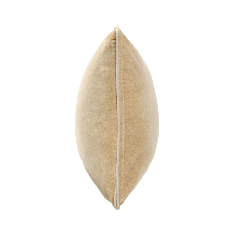 Pemberly Row Modern Transitional 22in Velvet Throw Pillow in Wheat