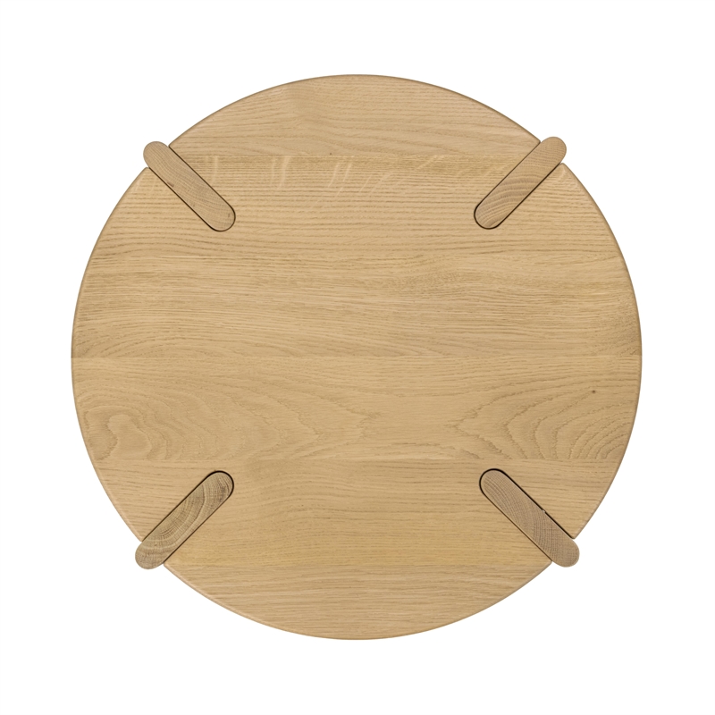 Pemberly Row Transitional Oak Wood Round End Table in Natural