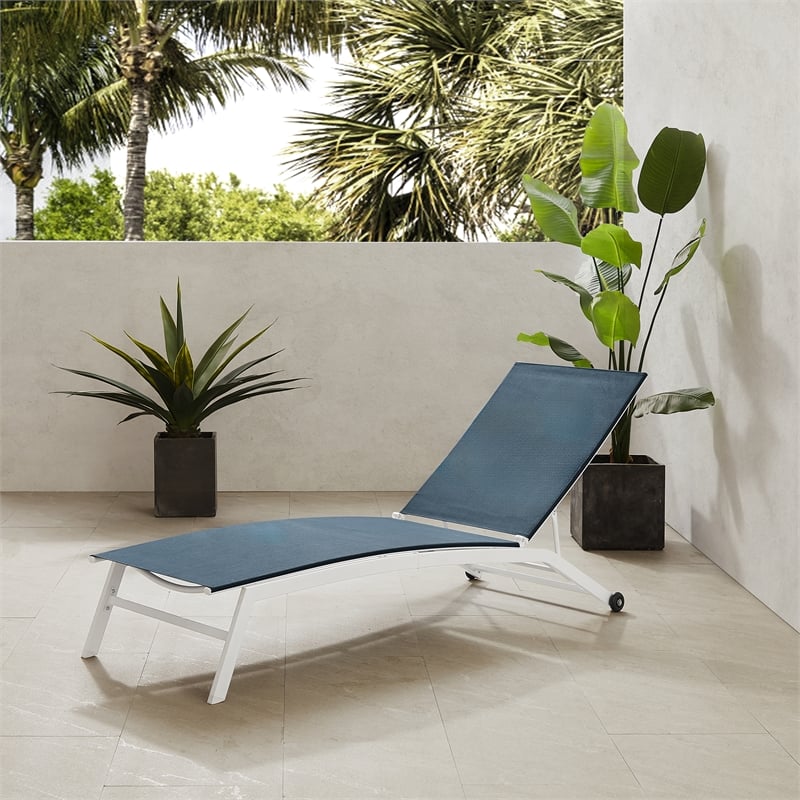 Pemberly Row Contemporary Outdoor Chaise Lounge in Navy/White