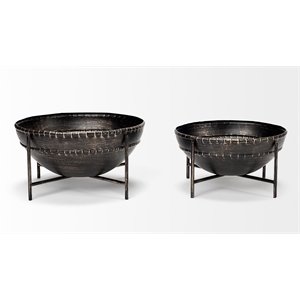 Pemberly Row Farmhouse Decorative Set of Two Bronze Metal Bowls