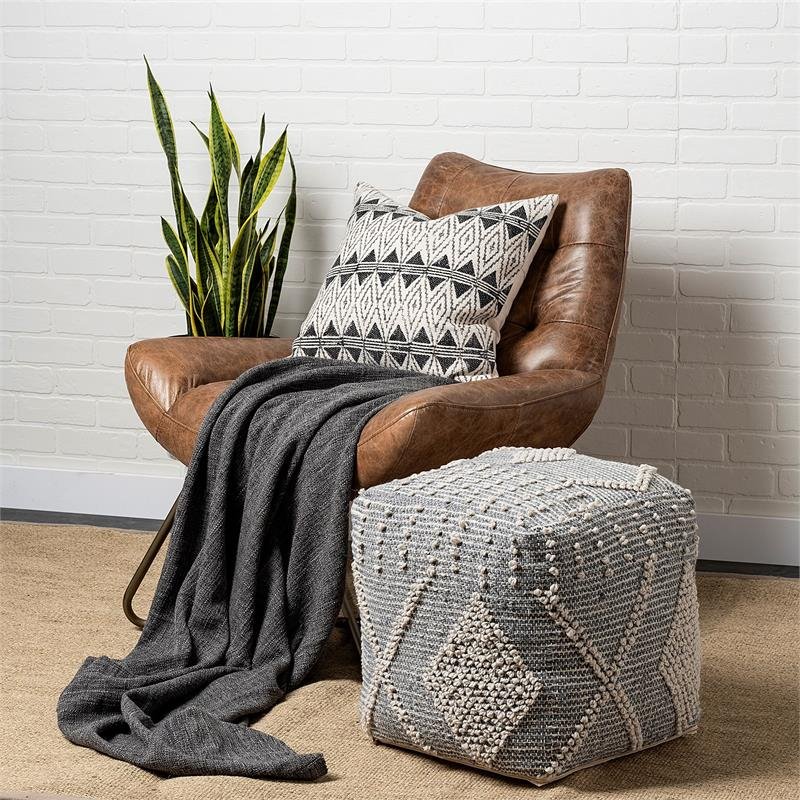 Pemberly Row Traditional Gray/Cream Fabric Handwoven Square Pouf