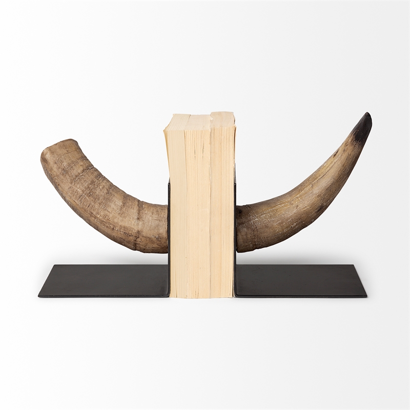 Pemberly Row Modern Farmhouse Brown Tones Resin Bull Horn Bookend