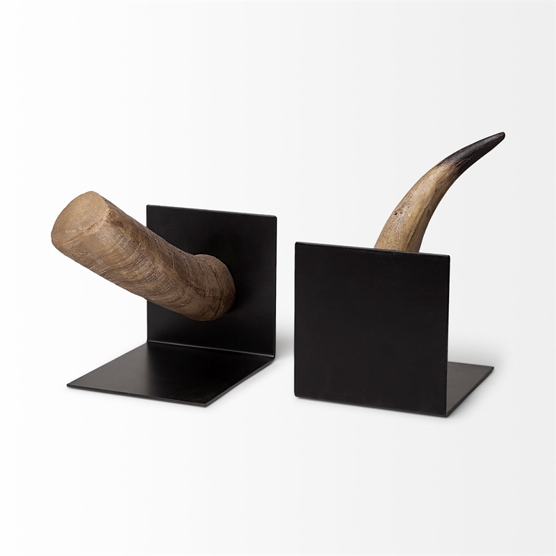 Pemberly Row Modern Farmhouse Brown Tones Resin Bull Horn Bookend