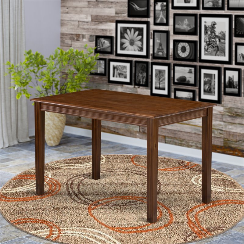 Pemberly Row Traditional Rectangular Wood Dining Table in Walnutt