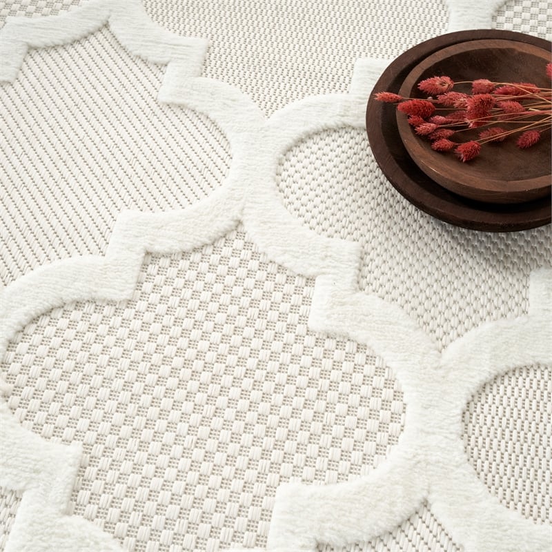 Pemberly Row Easy Care 8'x10' Ivory/White Indoor/Outdoor Rug
