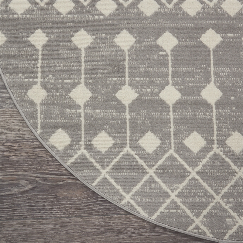 Pemberly Row 8' Round Gray Bohemian Indoor Polypropylene Rug