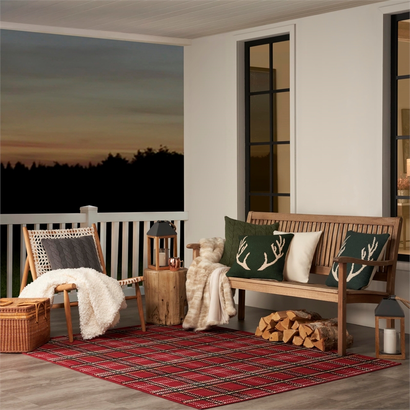 Pemberly Row Modern / Contemporary 5'3