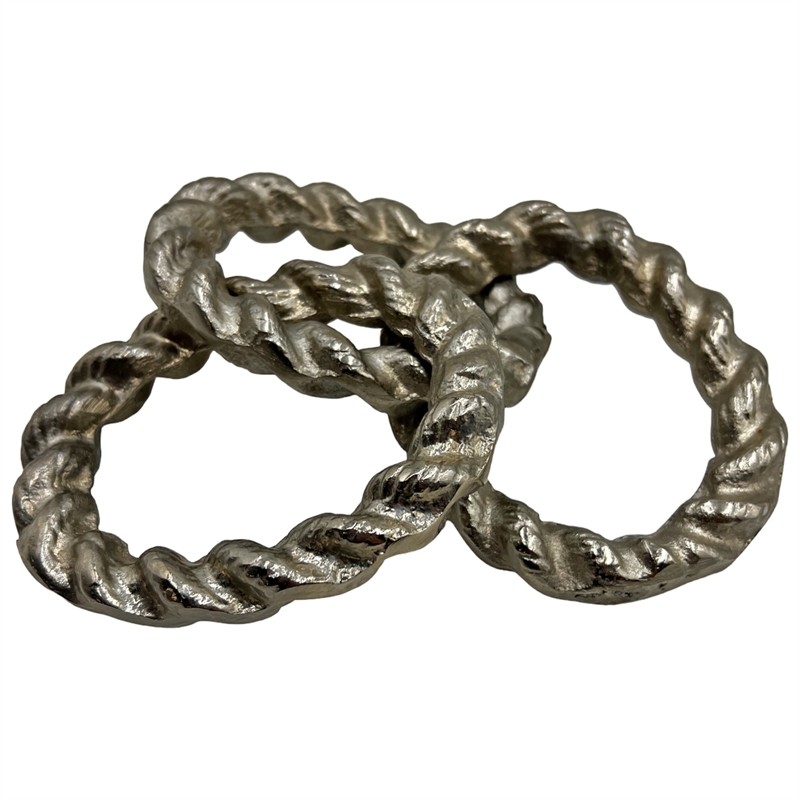 Pemberly Row Decorative Handmade Aluminum Modern Chain Sculpture in Nickel