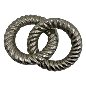 Pemberly Row Decorative Handmade Aluminum 6&quot Chain Sculpture in Nickel