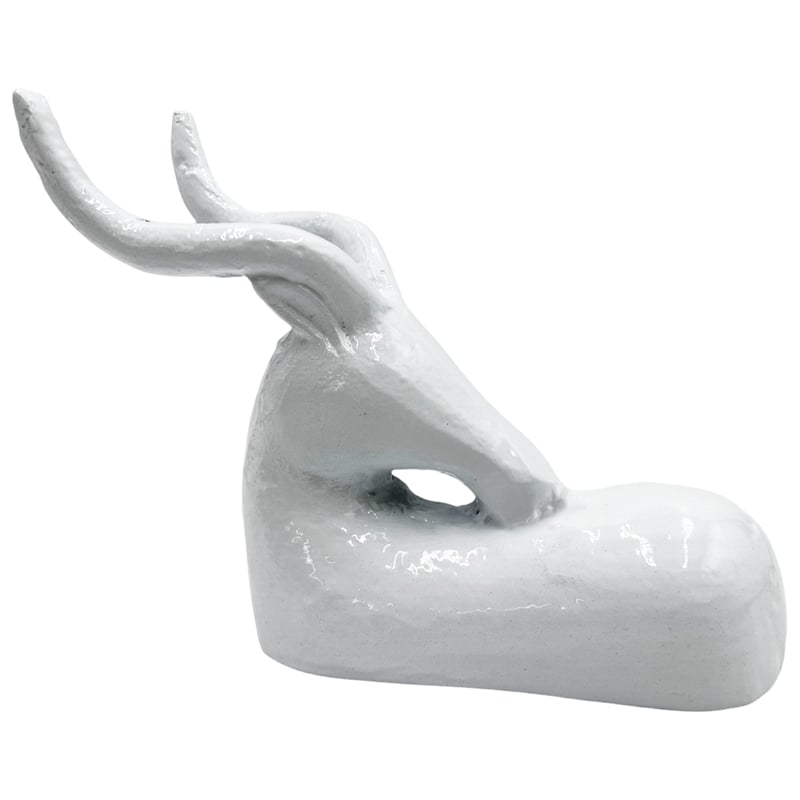 Pemberly Row Decorative Handmade Aluminum 9-inch Modern Deer Sculpture in White