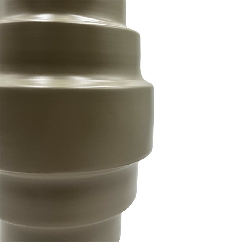 Pemberly Row 12-inch Tall Decorative Handmade Aluminum Modern Flower Vase