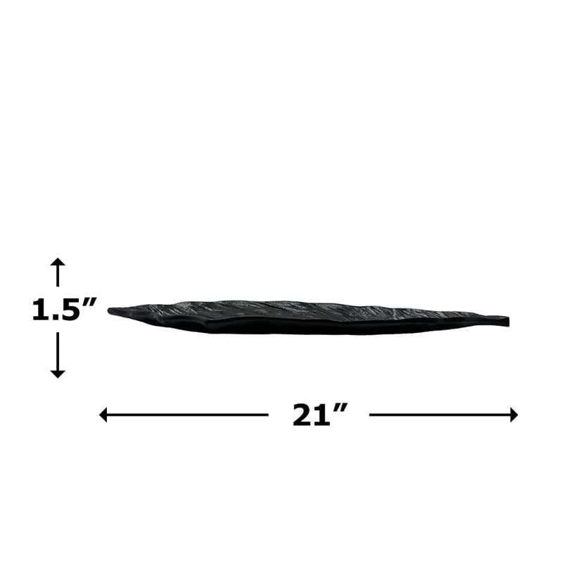 Pemberly Row 21-inch Wide Decorative Handmade Aluminum Modern Leaf Tray