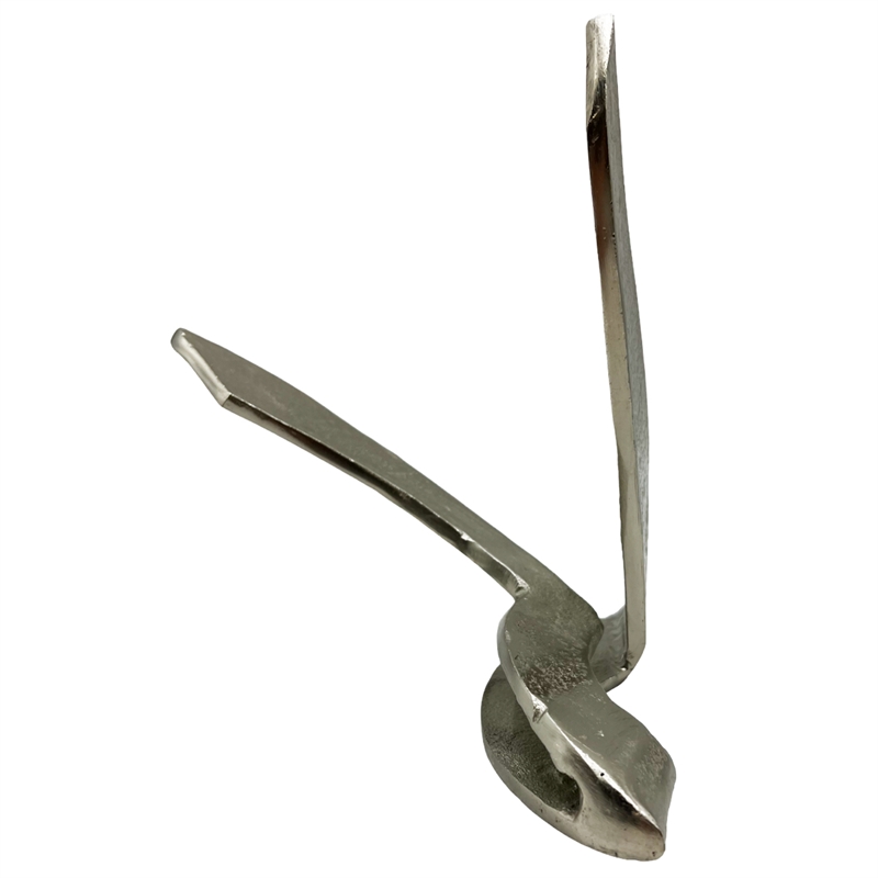 Pemberly Row 9-inch Tall Decorative Handmade Aluminum Abstract Sculpture