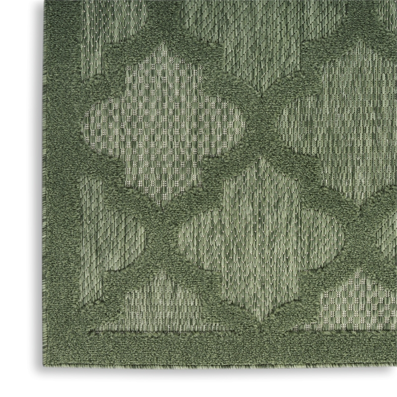 Pemberly Row Easy Care Green Fabric Modern Area Rug (8'x10')