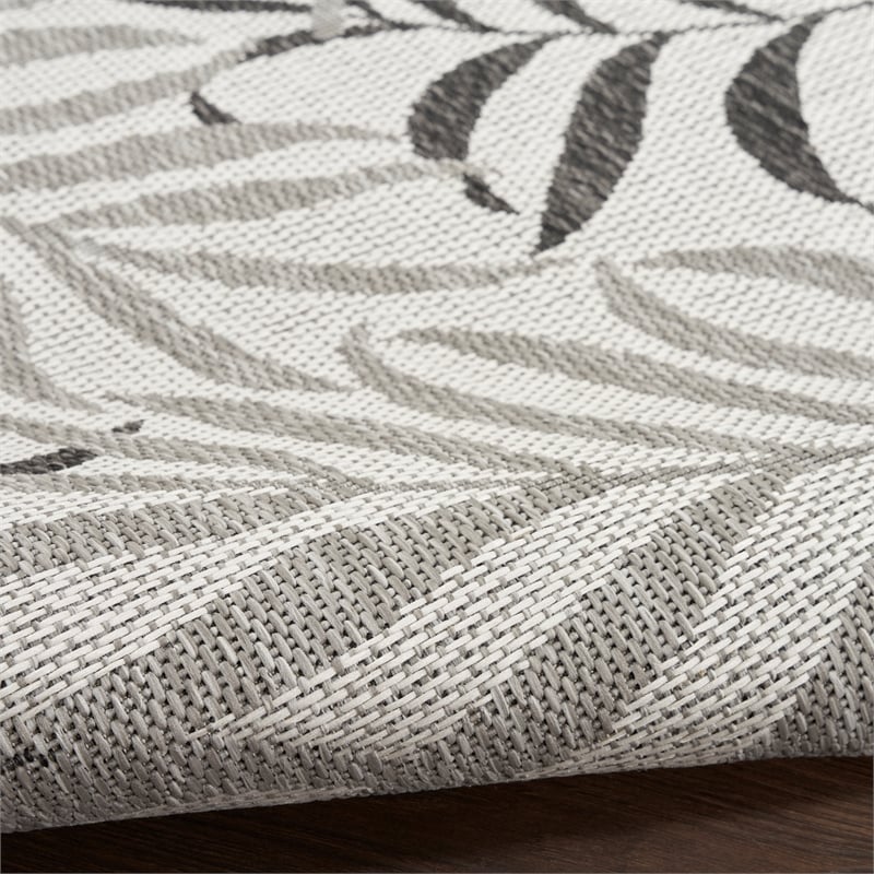 Pemberly Row Contemporary Home Garden Oasis 4'x6' Fabric Grey Area Rug