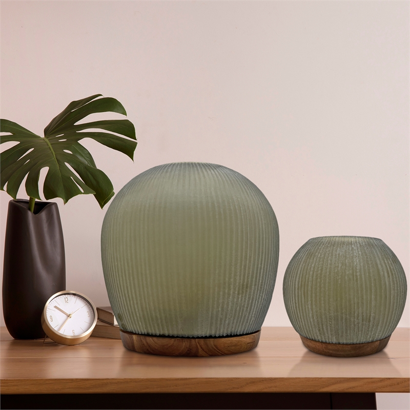 Pemberly Row Set of 2 Decorative Handmade Urban Chic Ribbed Vase in Brown