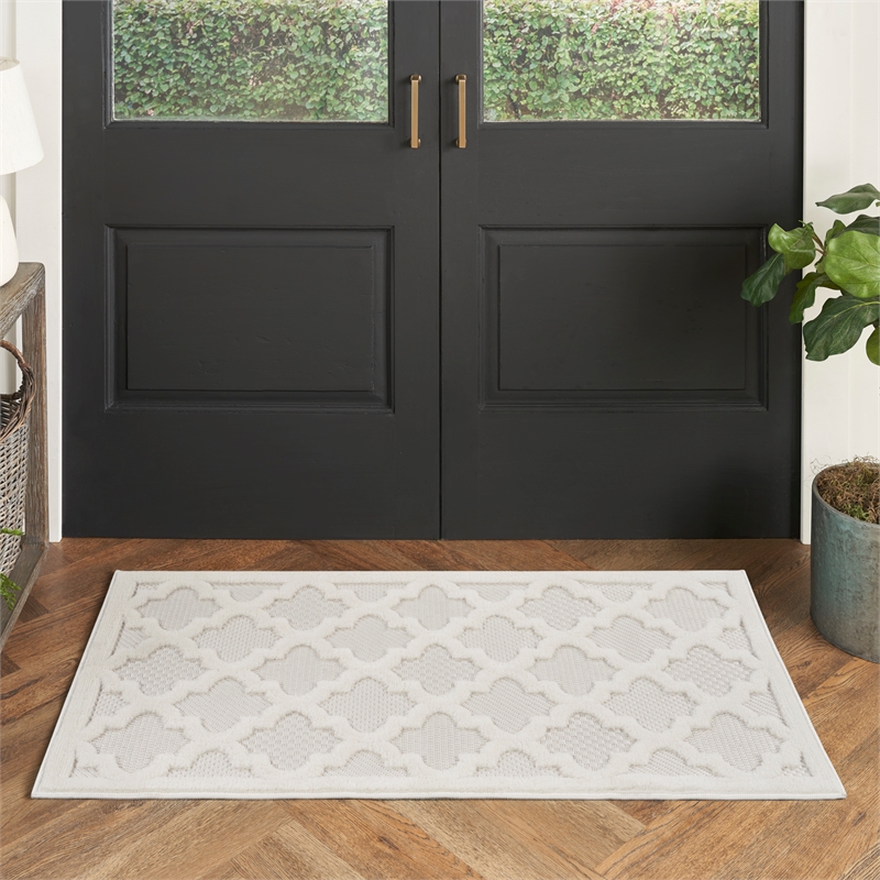Pemberly Row Easy Care 2'x4' Ivory White Fabric Modern Area Rug