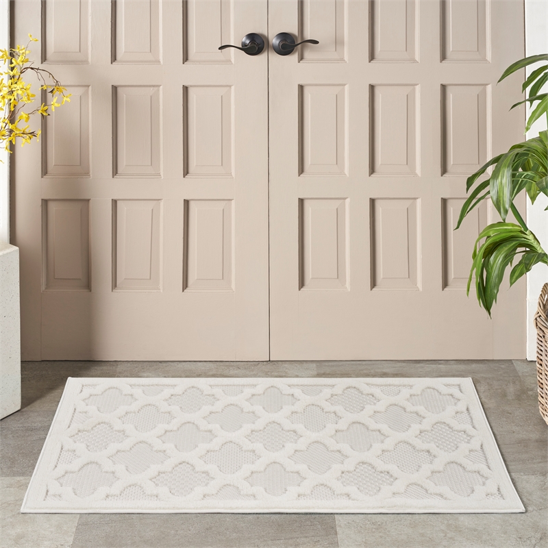 Pemberly Row Easy Care 2'x4' Ivory White Fabric Modern Area Rug