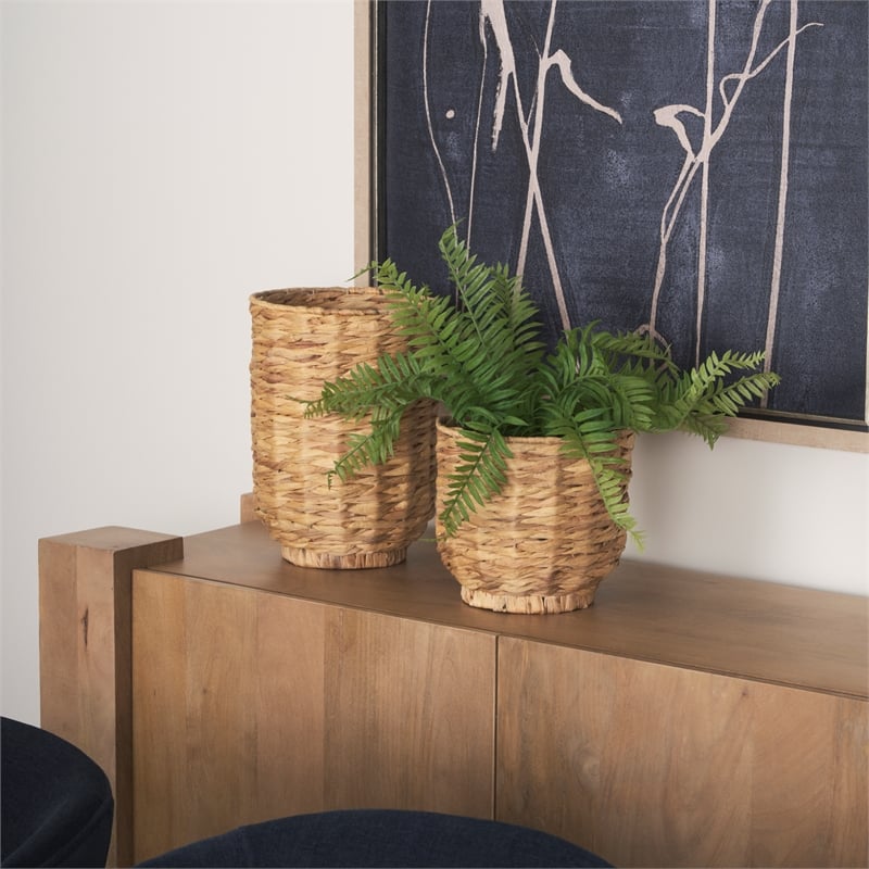 Pemberly Row Modern / Contemporary Grass Baskets (Set of 2) in Brown
