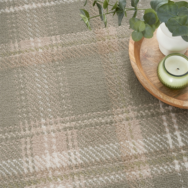 Pemberly Row Modern / Contemporary 4'x6' Olive Fabric Area Rug