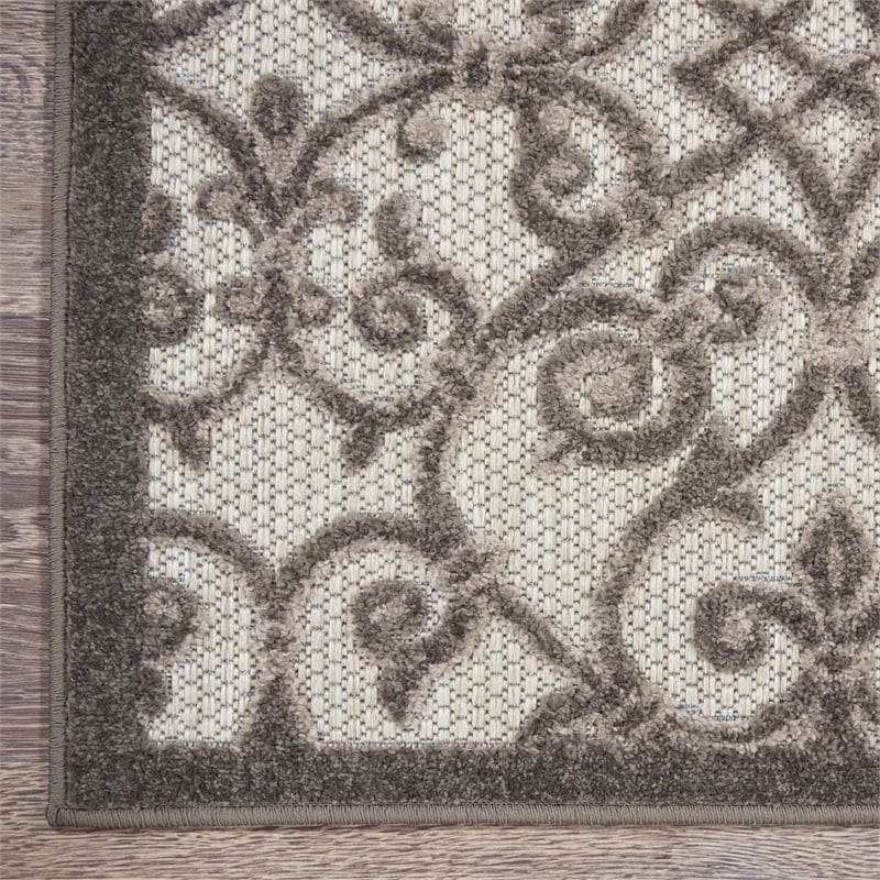 Pemberly Row Contemporary 2'8