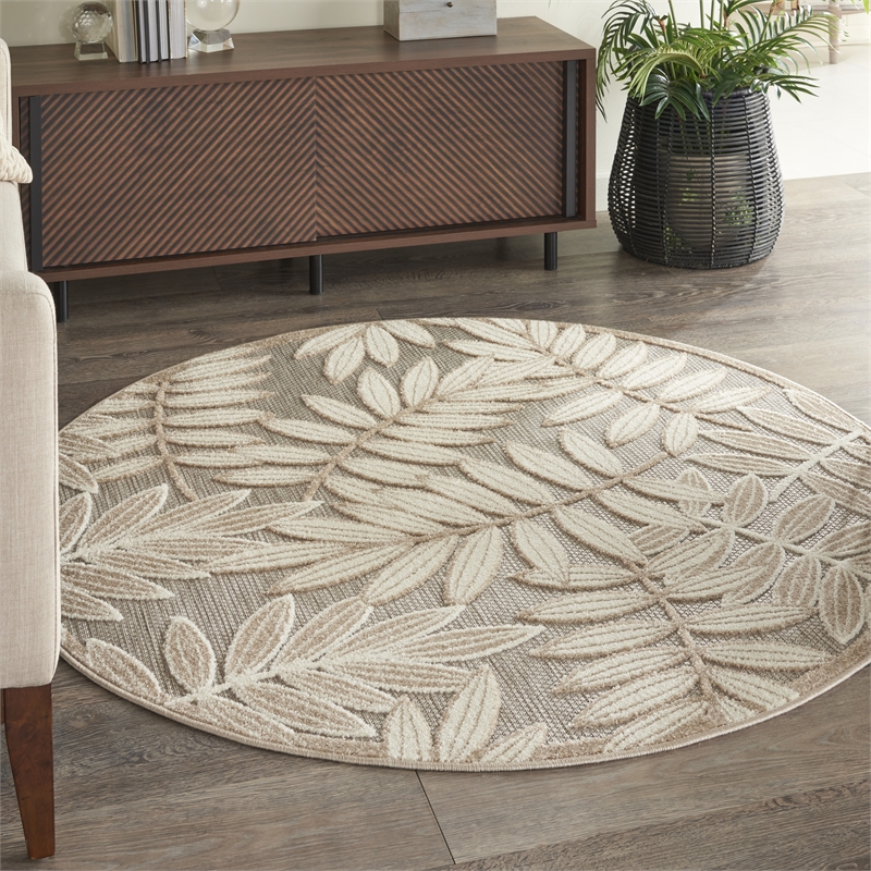 Pemberly Row 4' Round Natural Indoor/Outdoor Polypropylene Rug