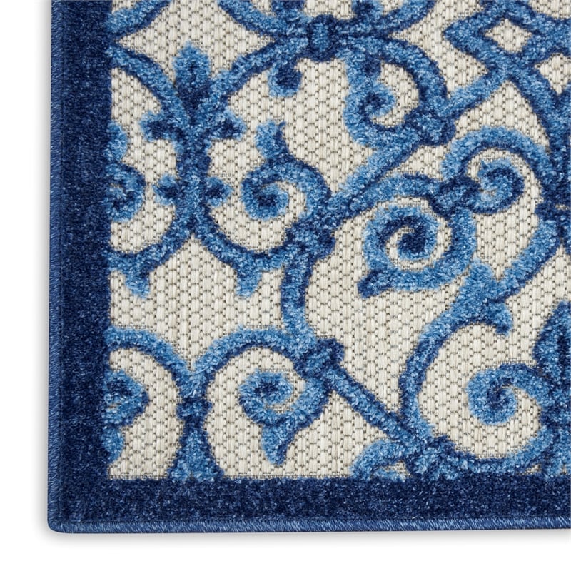 Pemberly Row Contemporary 2'x6' Gray/Blue Indoor/Outdoor Rug