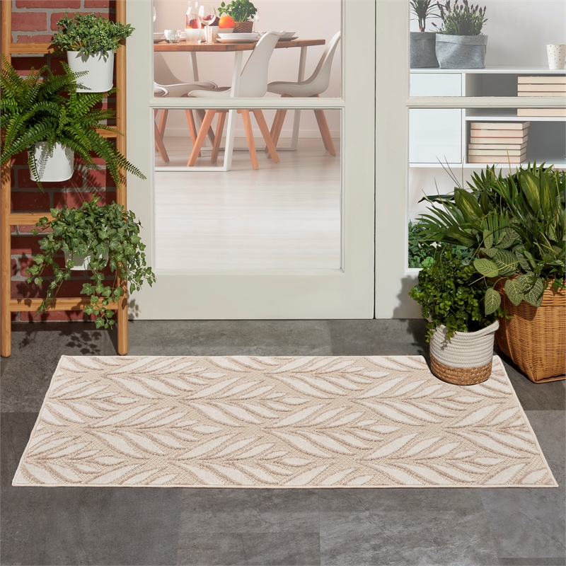 Pemberly Row Contemporary 3'x4' Ivory Gray Fabric Tropical Area Rug