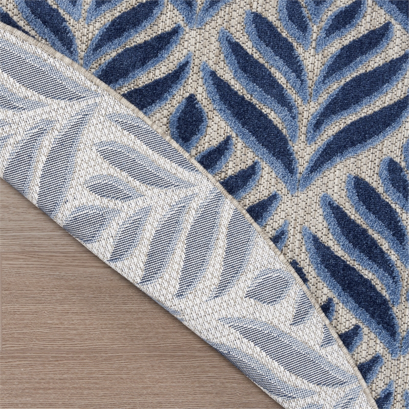 Pemberly Row Contemporary 8' Round Blue Fabric Tropical Area Rug