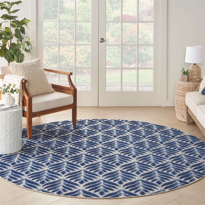 Pemberly Row Contemporary 8' Round Blue Fabric Tropical Area Rug