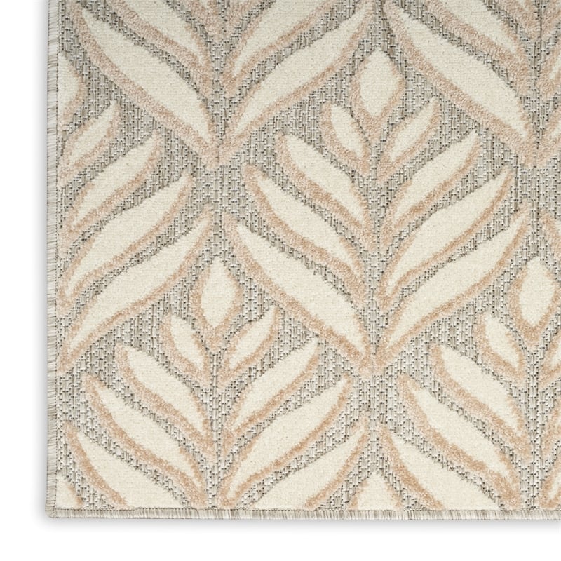 Pemberly Row Contemporary 7'x10' Ivory Gray Fabric Tropical Area Rug