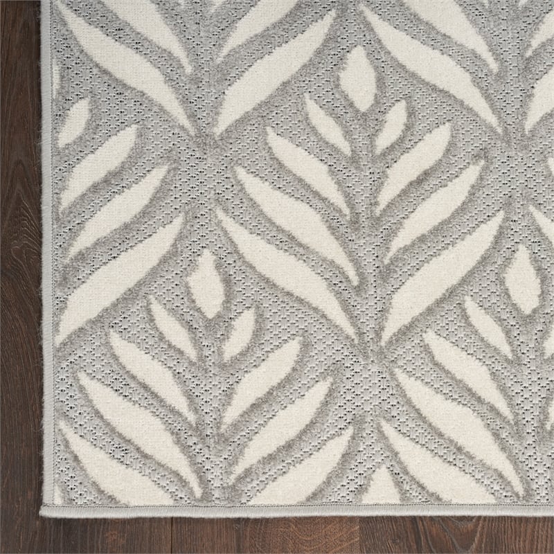 Pemberly Row Contemporary 8'x11' Gray Fabric Tropical Area Rug
