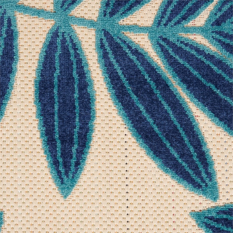 Pemberly Row Contemporary 5'3