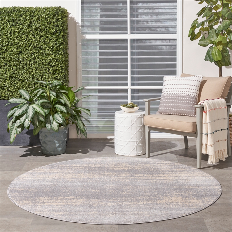 Pemberly Row Contemporary 6' Round Grey/Beige Indoor/Outdoor Rug