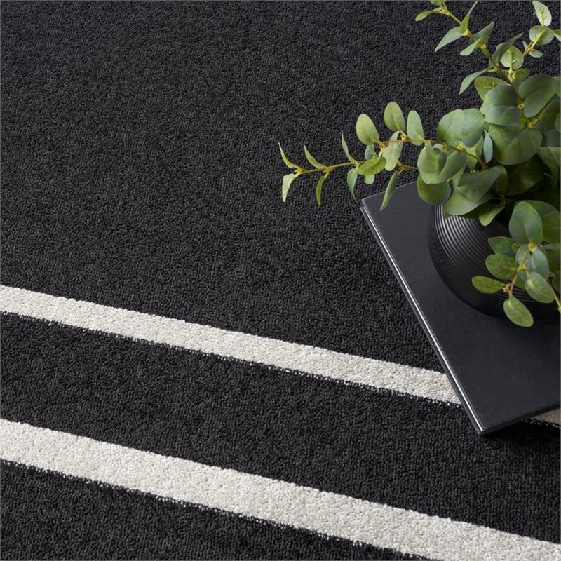 Pemberly Row 8'x10' Black Ivory Contemporary Indoor/Outdoor Rug