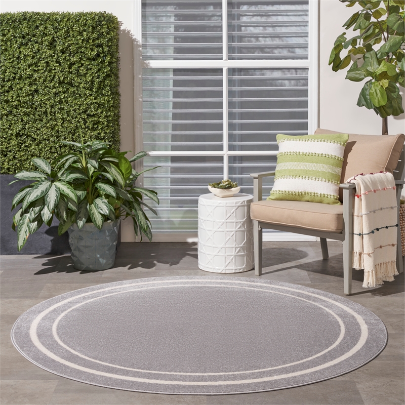 Pemberly Row 4' Round Grey/Ivory Contemporary Indoor/Outdoor Rug
