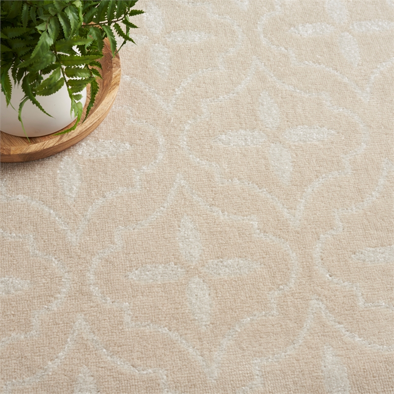 Pemberly Row Modern / Contemporary 4'x6' Ivory Beige Fabric Area Rug