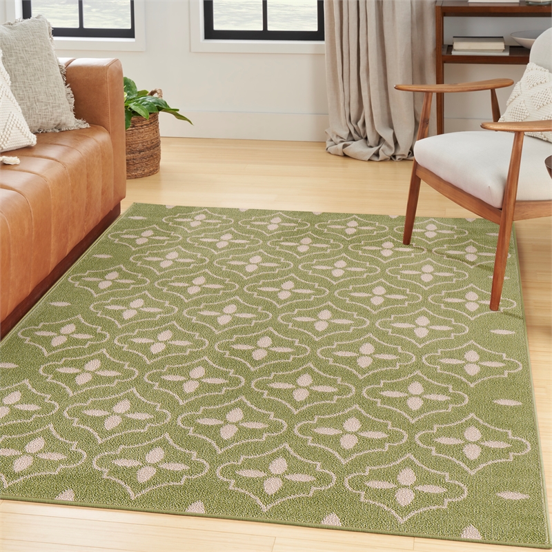 Pemberly Row Modern / Contemporary 4'x6' Green Ivory Fabric Area Rug
