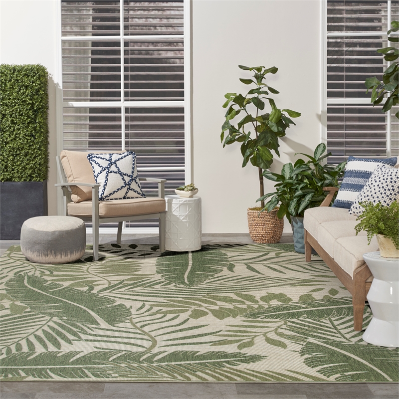 Pemberly Row Contemporary Home 10'x14' Fabric Ivory Green Area Rug