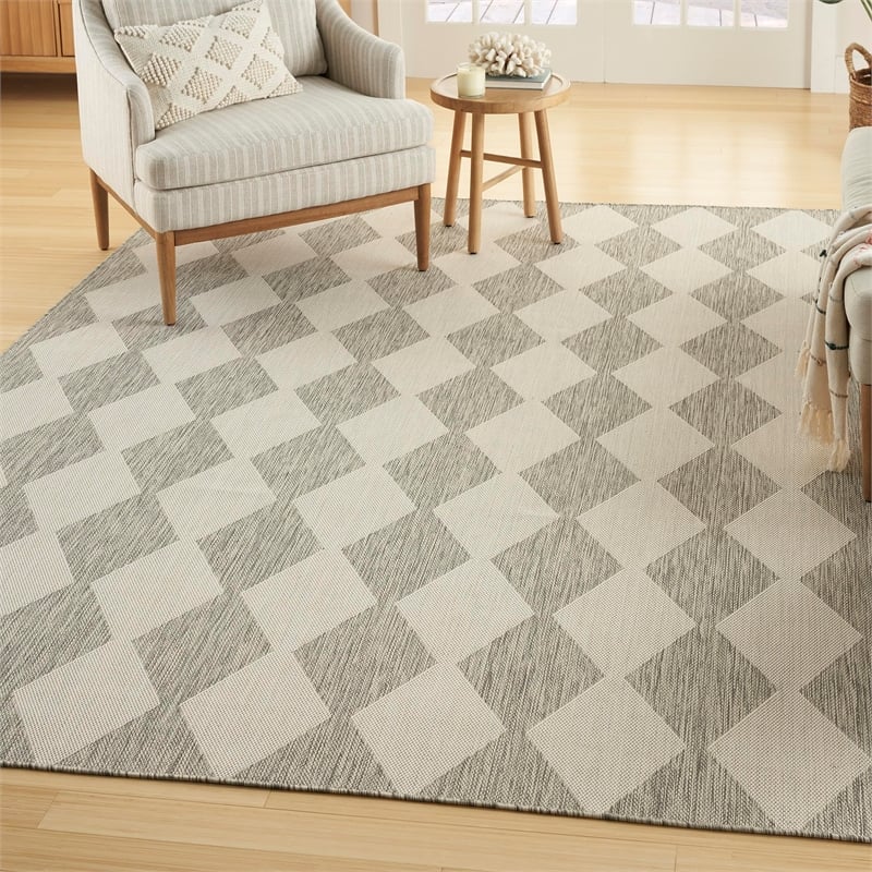 Pemberly Row Contemporary Home 7'x10' Fabric Light Grey Area Rug
