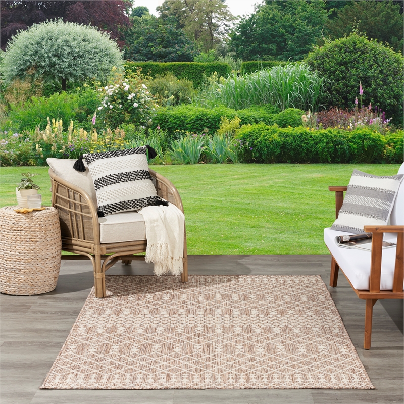 Pemberly Row Modern / Contemporary 7'x10' Fabric Beige Area Rug
